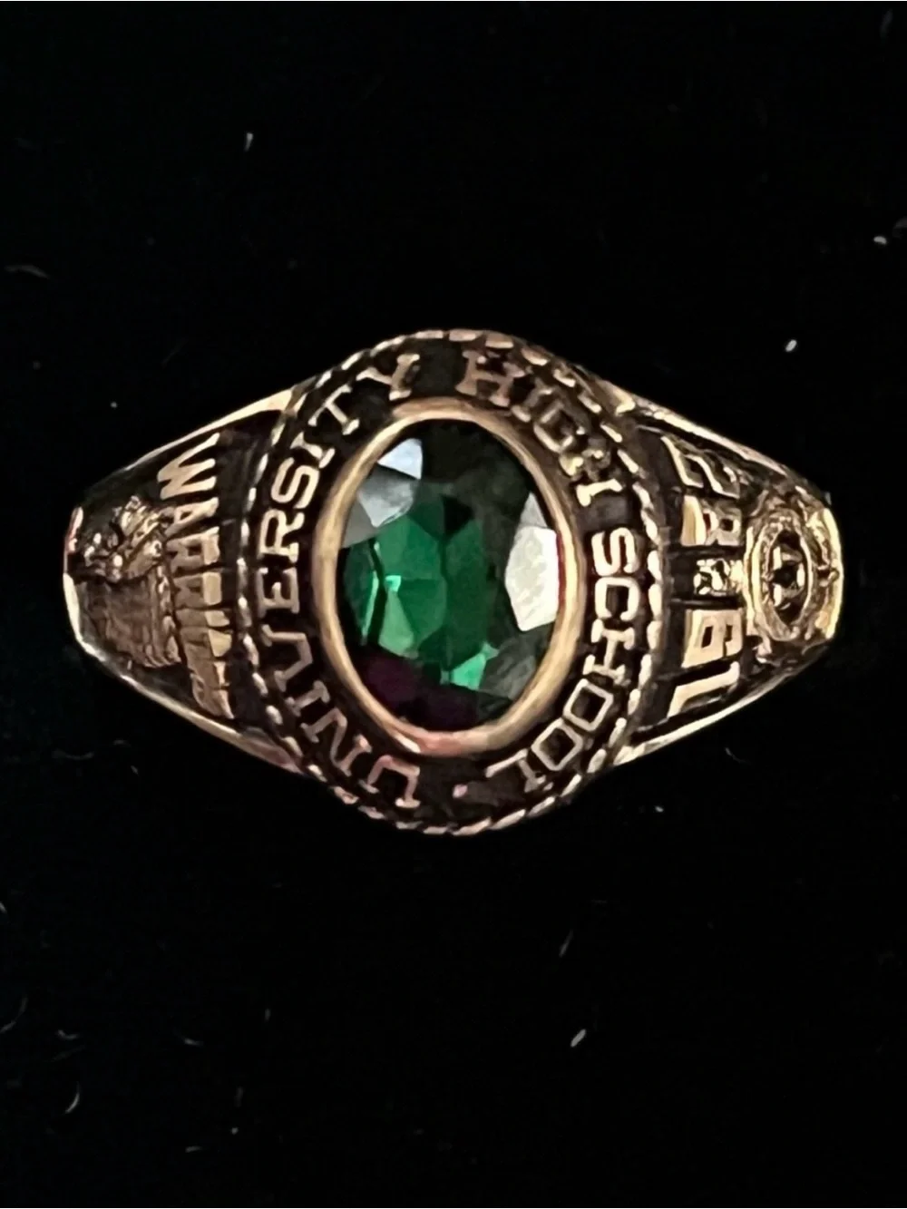 Vintage 14k Gold Jostens 1982 University High School Los Angeles Class Ring 6.69